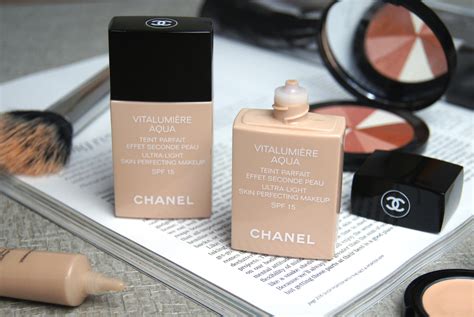 difference between chanel vitalumiere aqua and vitalumiere|Chanel vitalumiere aqua discontinued.